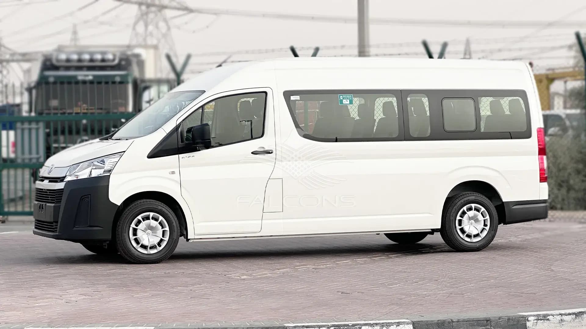 3.5L 6 Cylinders 13 seater 6AT