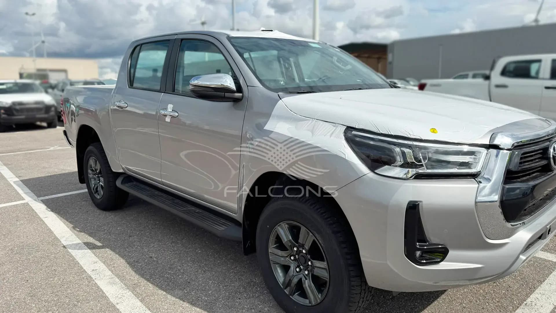 2.8GD EXEC D DC 4WD 6AT - Image 6