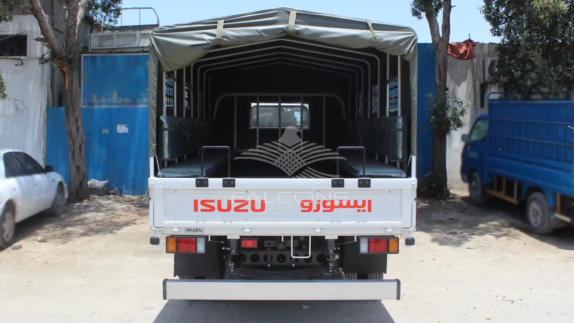 Troop Carrier w/ Cargo, Tarpaulin Roof cover & Benches MT - Image 3