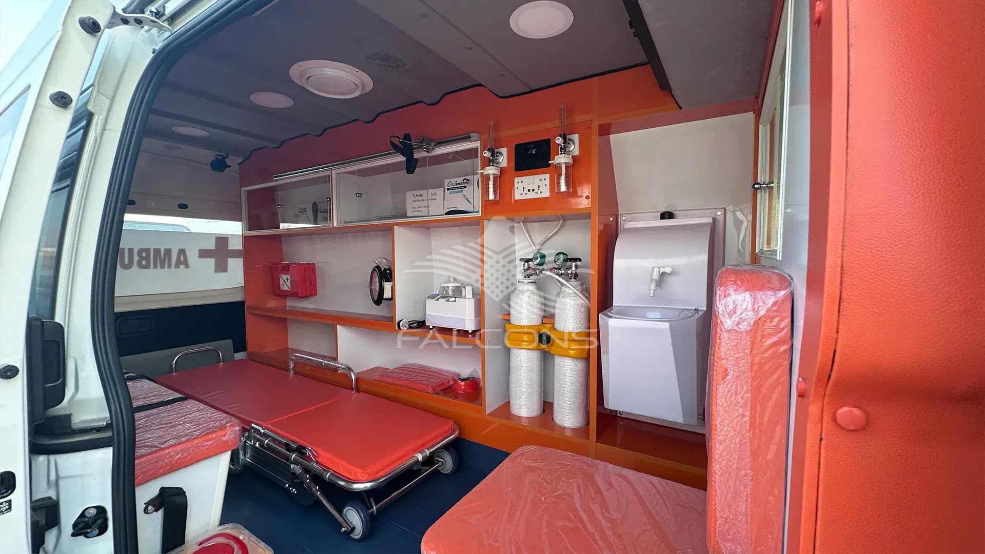 2.5L PETROL AMBULANCE MT - Image 19
