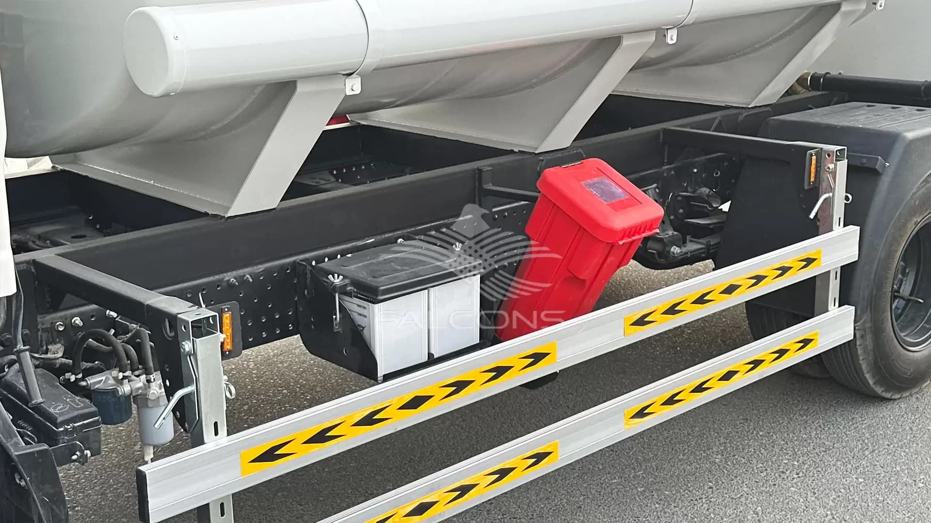 4.6L 4000 Litres Diesel Fuel Tank MT - Image 8
