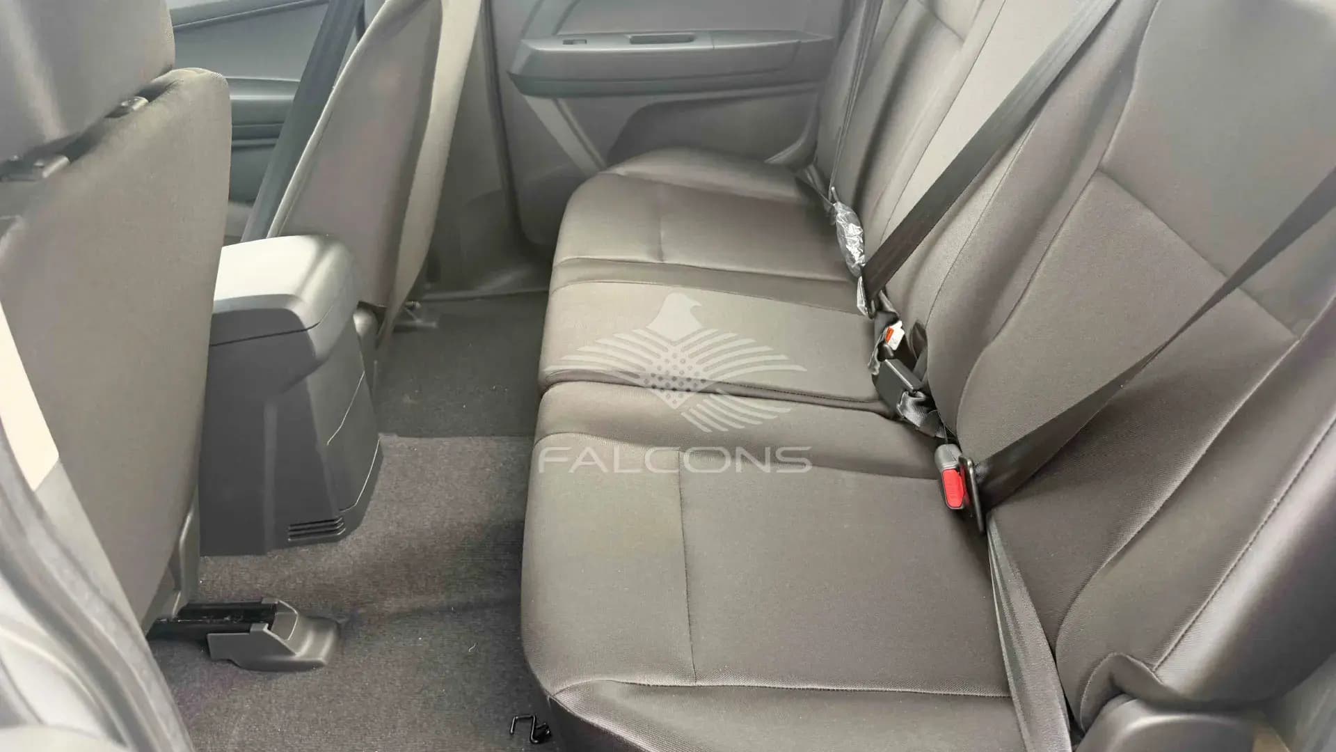 2.5L D C Mid 4X4 LHD GEN 6 E2 MT - Image 15
